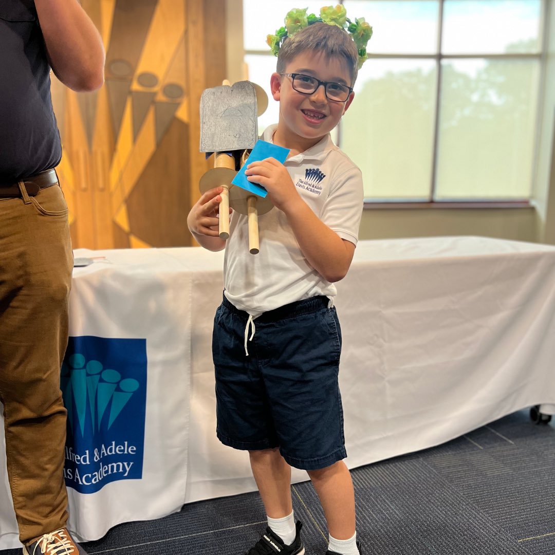 Davis Academy tweet media