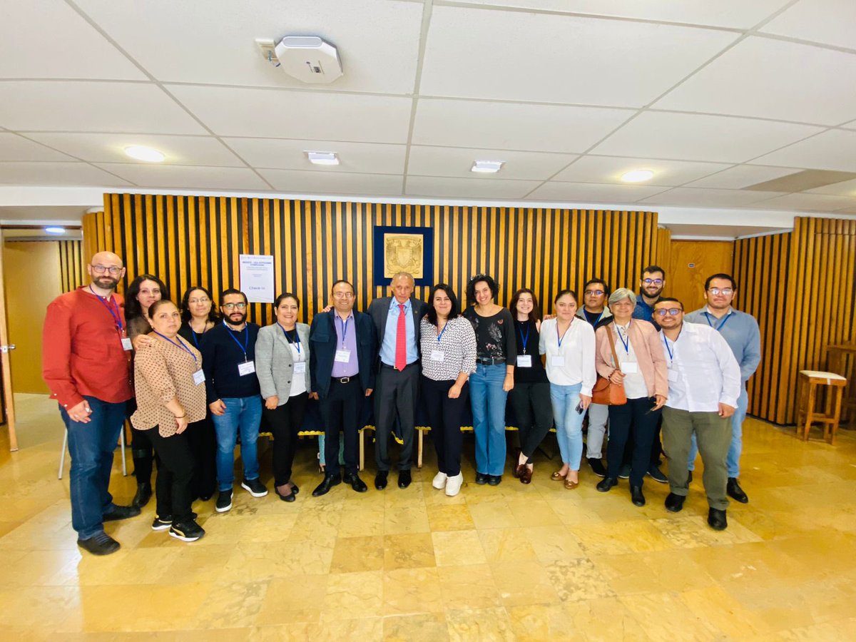 INPer_mx's tweet photo. #ElINPerHoy
El Dr. Jorge Arturo Cardona, Director General del INPer, comparte el trabajo de 7 años de la cohorte institucional #OBESO en el Mexico-USA #ExposomeSymposium, evento organizado por el Institute for #ExposomicResearch del Icanh School of #Medicine at Mont Sinai 🧵 https://t.co/2vwwWjkwHf