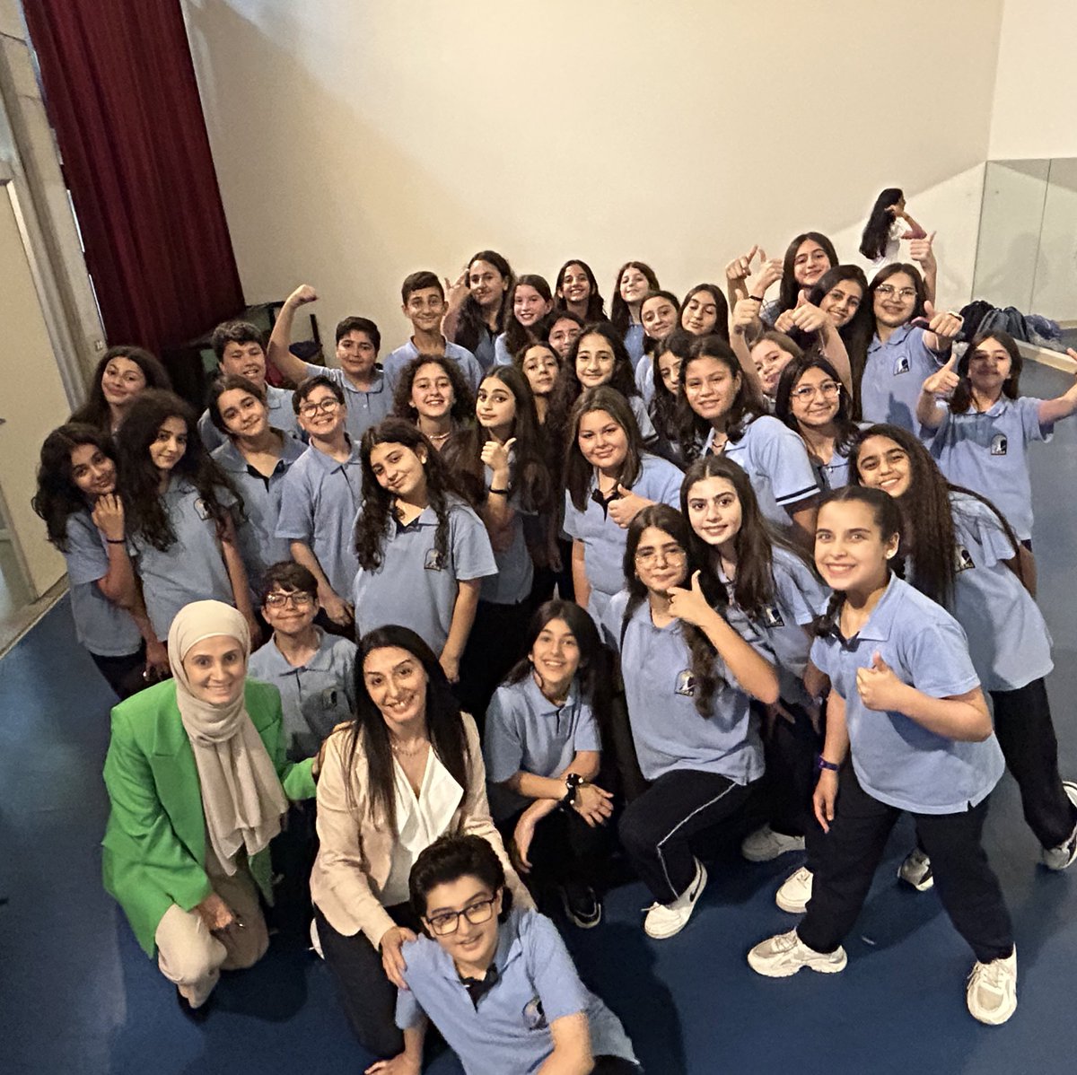 Thanks to the amazing Mrs. @GNahouli and our exceptional choir members (grade 6 learners) who stole the show with their melodic voices at the IB Festival of Hope! They left us speechless! @Hhhsinfo @dina_jradi @TawilNoor @DidiSaleh10 @ChamandiHiba @ea_rania #festivalofhope