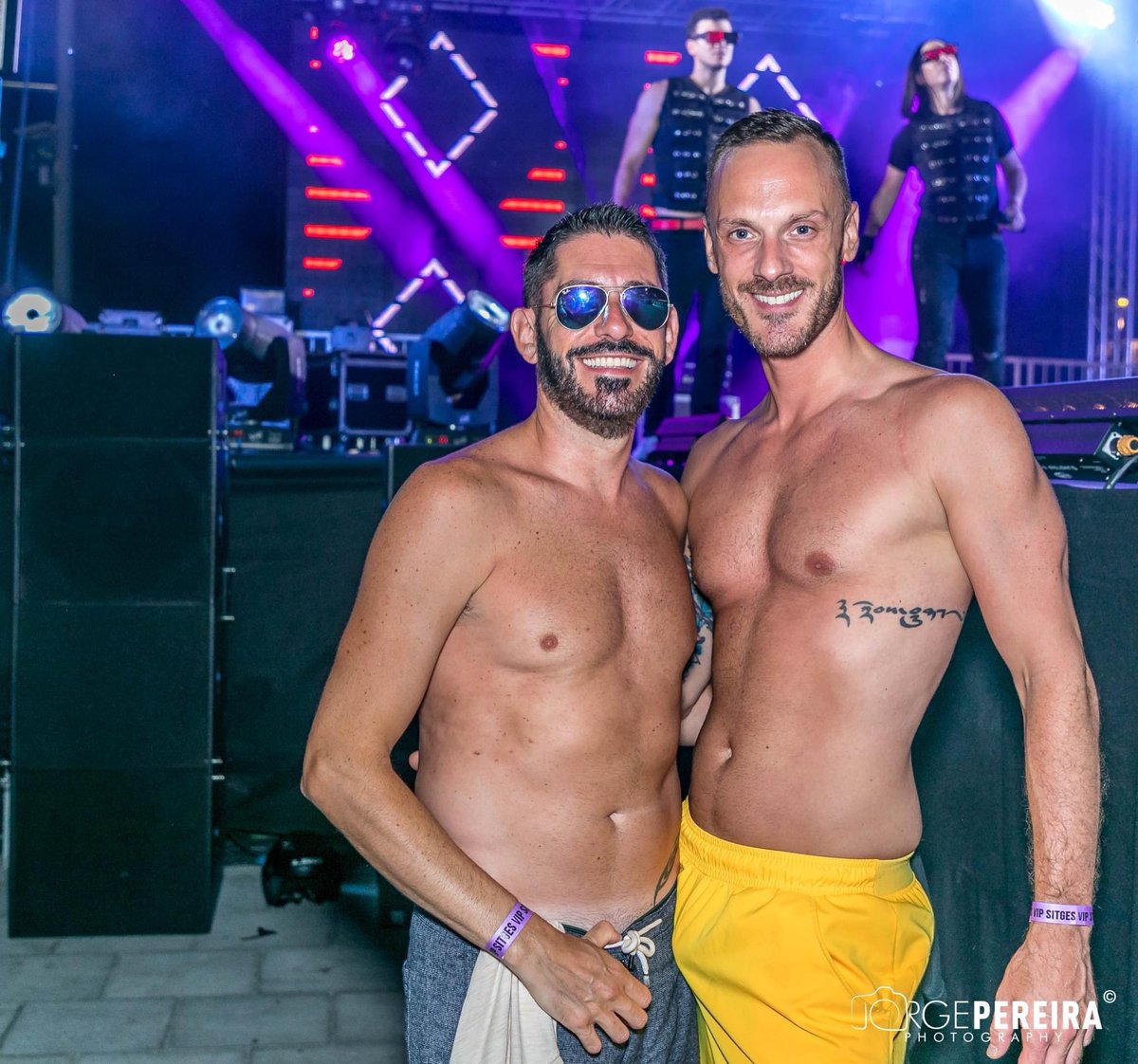 GayPrideSitges's tweet photo. Ready for your close up? See everything up close and personal at Pride in the VIP zone. ❤️❤️❤️❤️❤️
.
Go VIP! Limited tickets available.
.
🌈 https://t.co/KYyRWH36NM
.
#pride #sitgespride #gaytravel #gayspain #spain #pridesitges #gayspain #gaybeach #gayholiday #gaysummer #gayvip https://t.co/C3QRl9UcrQ