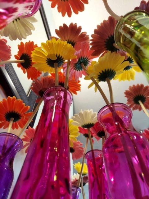 AshfordPlaceHC's tweet photo. We are feeling all the flower power while making our centerpieces!
#TrilogyThemeWeeks #GroovinwithTrilogy #DancingthroughtheDecades https://t.co/A0WIk20IOO