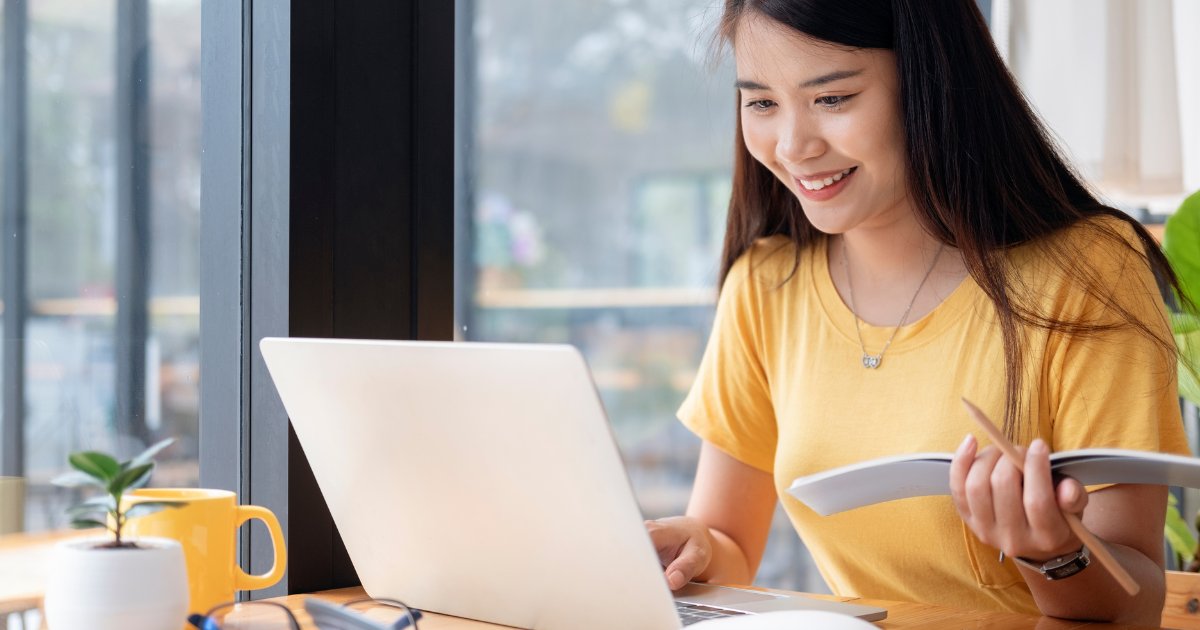 IconSchool's tweet image. Online schools have made getting an education easier, especially for those who cannot physically attend in-person classes! Here are 8 strategies for success during your online learning experience &amp;gt;&amp;gt;bit.ly/3yRUGF0 

#OnlineLearning #OnlineEducation #OnlineSchool