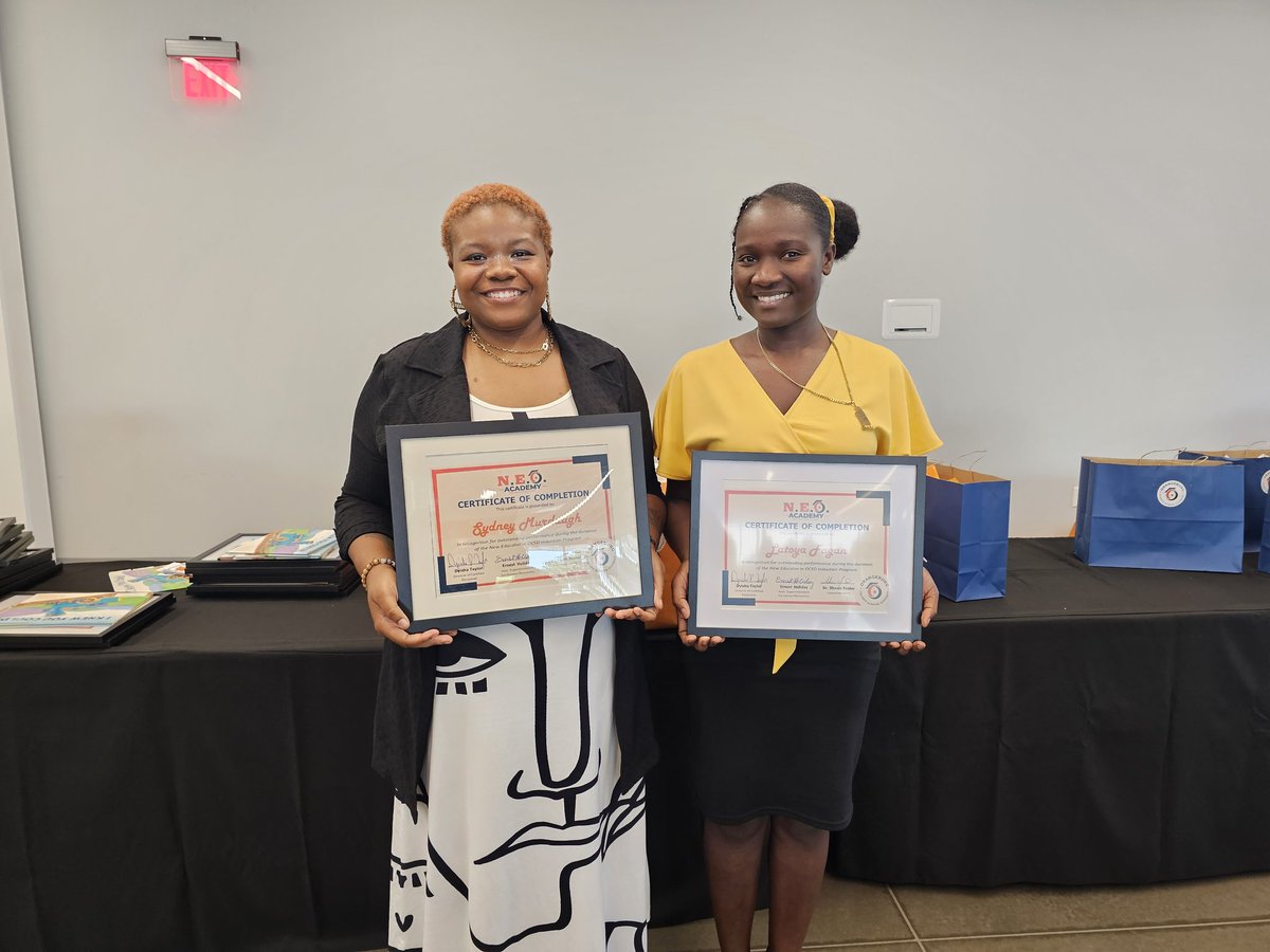 DrFeWilliams007's tweet photo. Congratulations to our two phenomenal Rookie Teachers! They completed their first year of teaching! You two are a huge asset to Holly Hill Roberts Middle School!  Go Gators! https://t.co/RD3CDtrpZL