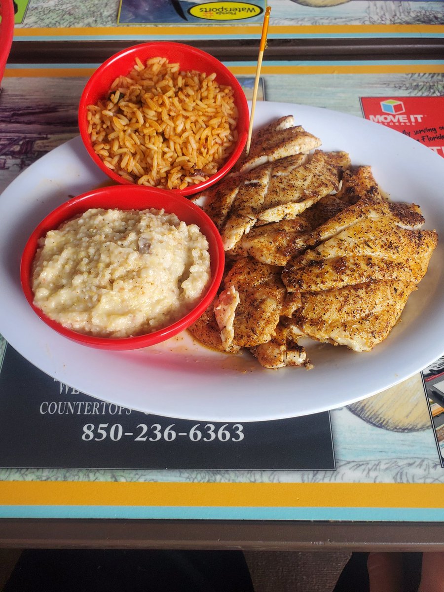 Axelthebigdog's tweet image. Had an awesome day fishing and then bringing them all to a restaurant where they were cooked and served up just a couple hours apart!