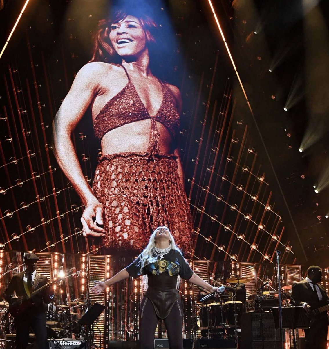 Christina Aguilera honoring the Legend, the ICON, Tina Turner with ‘River Deep Mountain High’ at Rock & Roll Hall of Fame in 2021. Rest In Peace Tina Turner. ♥️