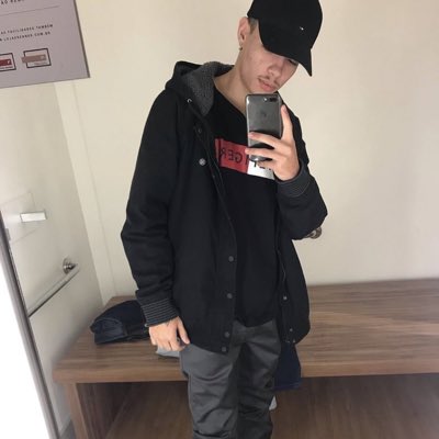 thomasmartins4's tweet photo. #NovaFotoDePerfil https://t.co/fpCPF9PUHO