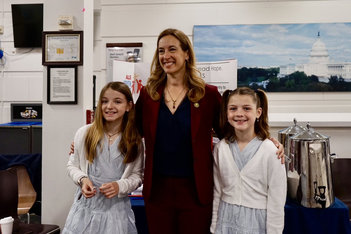 Each year, I look forward to kicking off summer with Clara and Ellie from Chatham at their Iced Tea stand in the Capitol to raise awareness for ALS. ALS impacts too many families across #NJ11 and I’m so proud of their work to support those impacted by this disease.