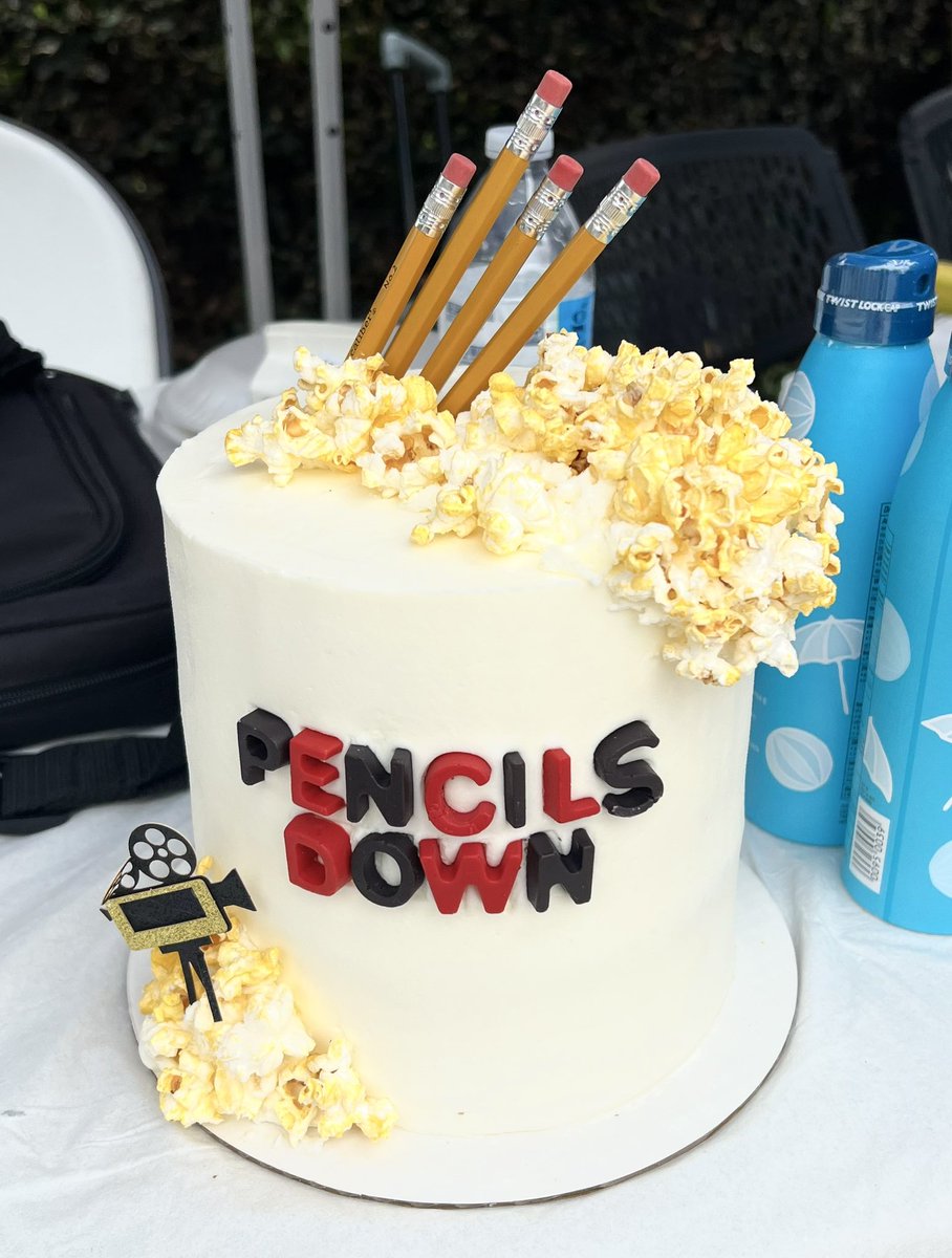 Thanks @LizAlps, @AlexRubinWrites & the @PayUpHollywood team for the BEAUTIFUL cake from @AdeFink! #PencilsDown #WGAStrong