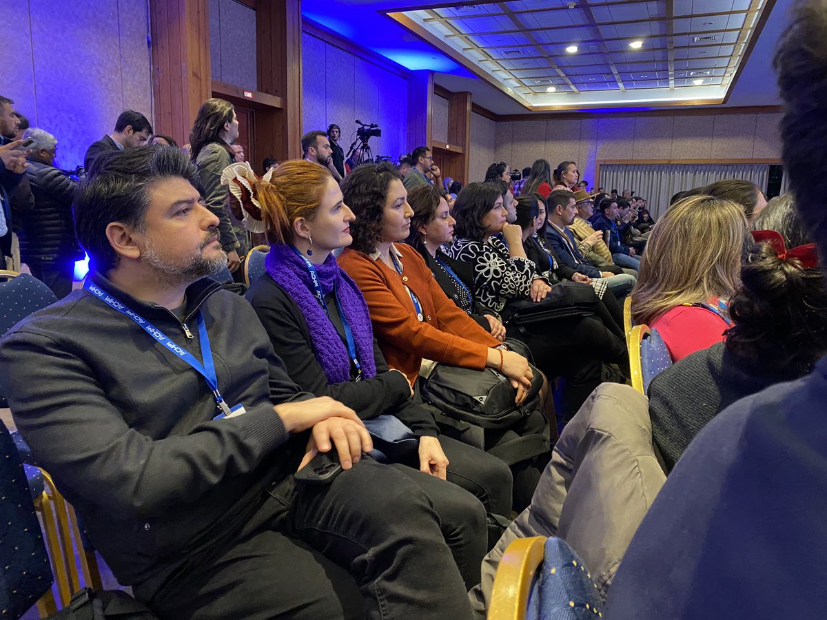 Damos inicio a la Asamblea Extraordinaria de Municipalidades junto a decenas de alcaldes y alcaldesas de todo Chile. Felicitaciones por la excelente organización a la mesa de la <a href="/AChMChile/">ACHM Asociación Chilena de Municipalidades</a> y a su pdta. <a href="/CarolinaLeitao/">Carolina Leitao</a>