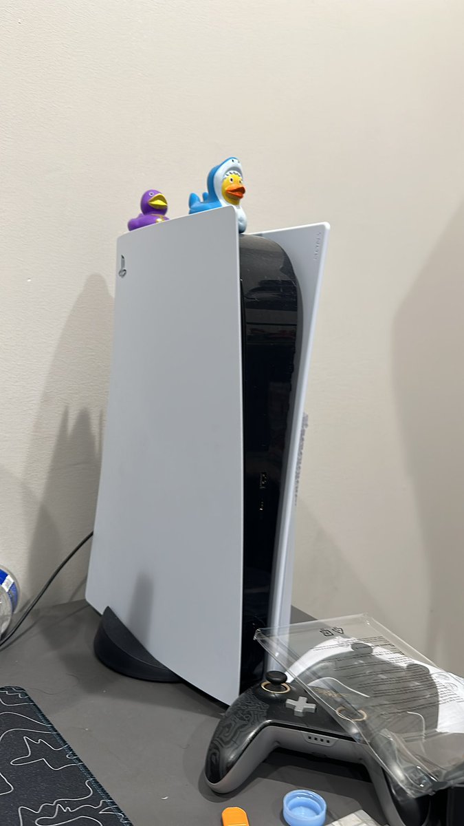 Omnikira's tweet photo. #PS5Check #PS5Owner #GloryToSony https://t.co/NzQsGCA8yj