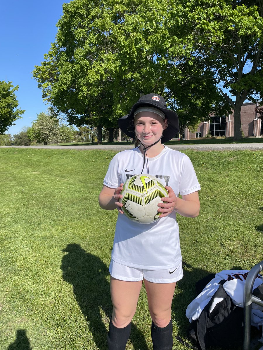 CISAA Championships here we come! Down 1-0 at half, First Girls Soccer stormed back to defeat TCS 5-2 in semifinal action. Special shout out to Lizzy Musset ’25 who helped secure the victory with a hat trick! 🧡