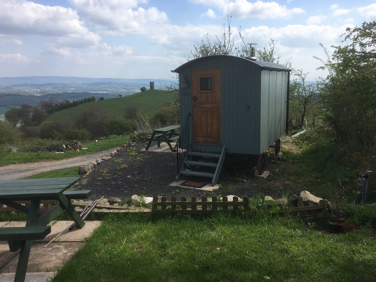 VicWarren1's tweet photo. Our small camping / Shepherds Hut site in Brecon Beacons now open, see Pitchup or call direct on 01495 755557. Cannot guarantee sun, but usually our views at 1000ft of Usk Vale and Severn estuary are amazing.
This is a working farm selling our own meat for BBQ. #camping #farming https://t.co/m7rUPLrPns