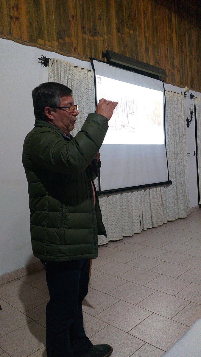 dflores246's tweet photo. Presentacion tema erosion de suelos y remosion en masa post incendio ¿un evento ocasional o de alta frecuencia?. Curso @comitedespacho tecnicas decprevencion u analisis de incendios forestales.
@cormachile, @incendios_CONAF, @conaf_maule @MinagriCL  @BrigadistasOn https://t.co/dWUS4y6iEo
