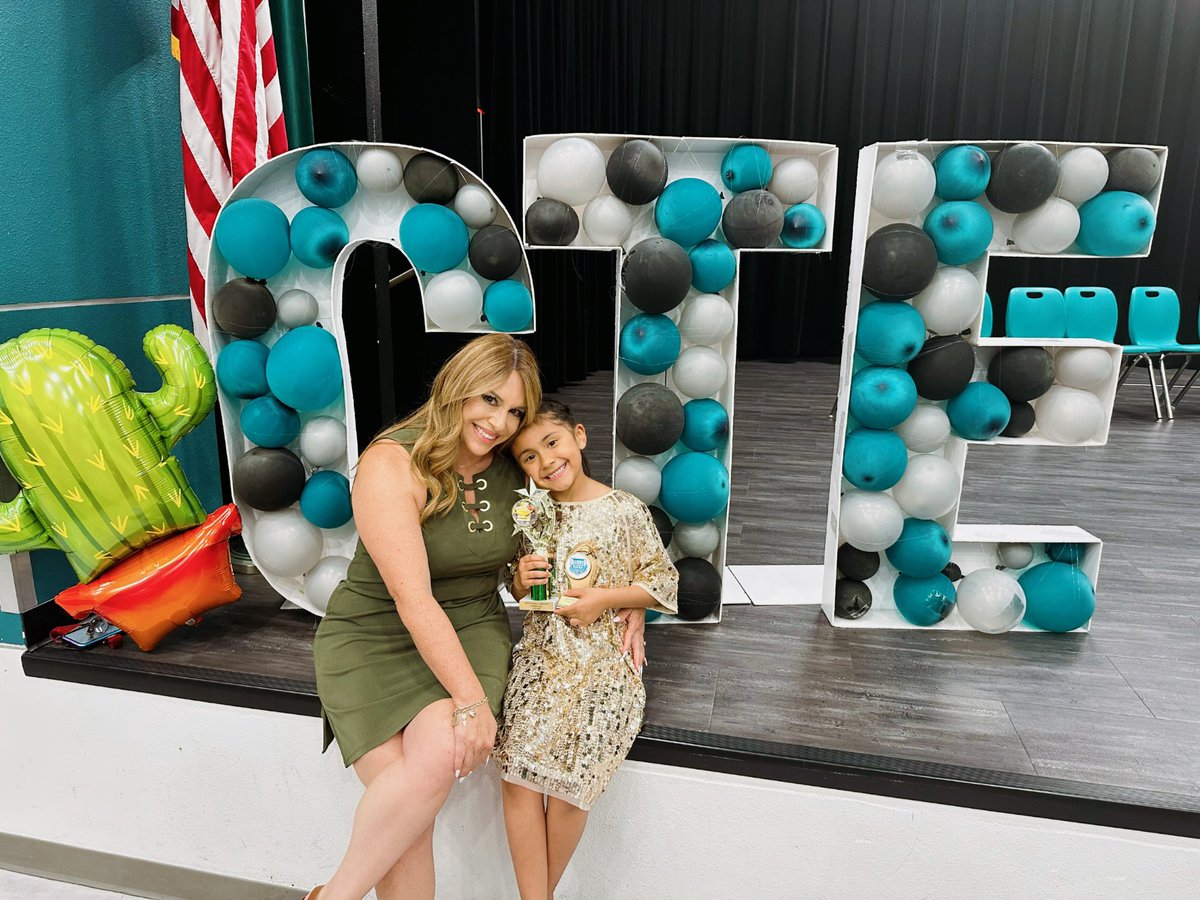 Miriam Chavez tweet media