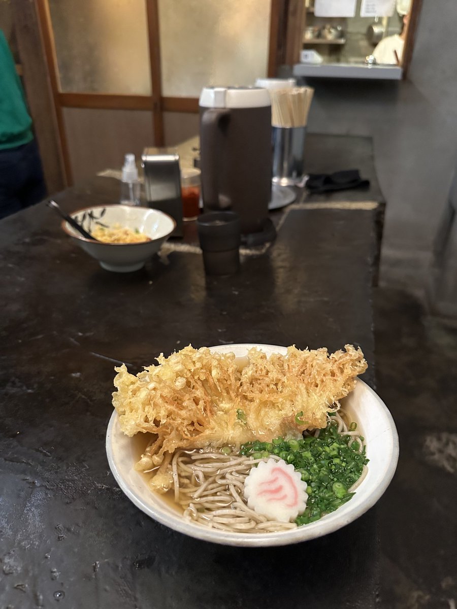 ¥700 ($5) bowl ofsobabuckwheat noodles topped with atempurafan of enokimushrooms. Details: