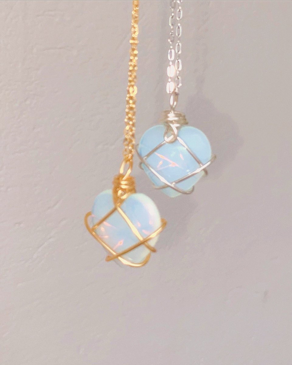 HalodeHadas's tweet image. Ya casi tenemos a Barbie en cines ¿ya tienes tu collar? Collar Barbie en Opalina 25.000. Envíos a todo Colombia 💖 pide el que más te guste 💖 #accessories #accesorios #collares #barbie #aesthetic #HalodeHadas