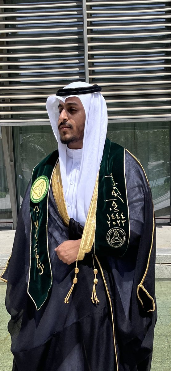 Quhaiby's tweet photo. "الحمدلله في مبتدأ الأمر ومنتهاه" 

24/5/2023

تاريخ مميز سيبقى مخلداً في ذاكرتي ما حييت، يوم تخرجي من كلية الطب بجامعة الملك سعود بن عبدالعزيز للعلوم الصحية بامتياز مع مرتبة الشرف. https://t.co/iWmUP2vFLM