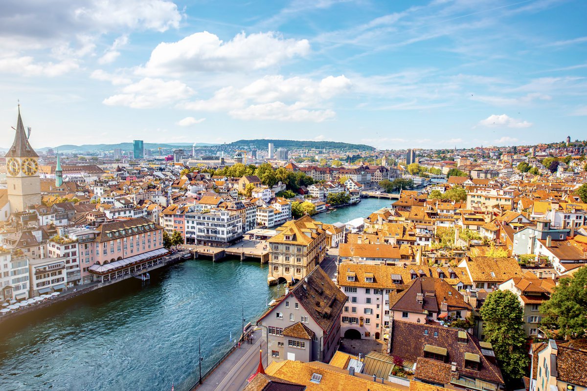 before_yourtrip's tweet photo. 📣New video!!
     🇨🇭Zurich, Switzerland 🇨🇭🦢🌿
🎥👉🏻 https://t.co/WfgzYZiHwh

Have a beautiful trip at home!🏠

#beforeyourtrip #travel #trip #Zurich #Swiss #travelathome #travelfromhome #YouTube #beautiful #Europe #Bahnhofstrasse #Fraumünster #Limmat #LakeZurich #Grossmünster https://t.co/z17x8e1vZV