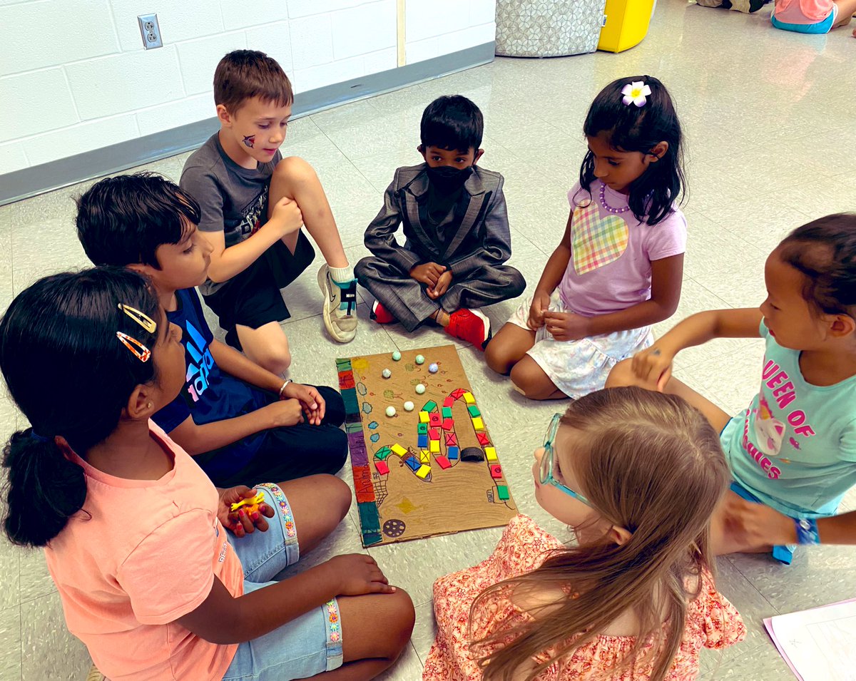 MrsJacksonAP's tweet photo. Second graders made their own games in Makerspace with @rachelledougl15. Today they taught their games to our kindergarten students. I loved the energy and leadership displayed by our students. #DynamicStopher https://t.co/39nagrak6C