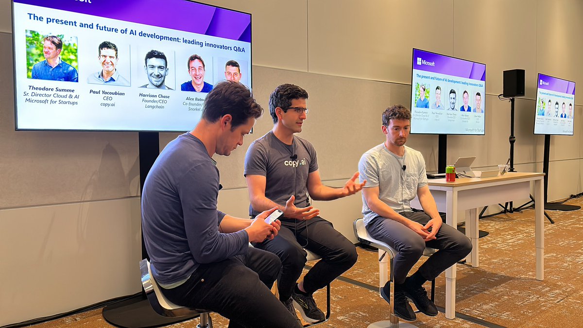 dani_avila7's tweet image. I am very happy to have spoken with @hwchase17 about how app development with @LangChainAI is growing in Latin America. 

I hope that the Hispanic community of developers with LLMs continues to grow and use this incredible framework 👏

#MicrosoftBuild2023