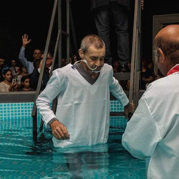 anarcaze's tweet photo. Enquanto há vida, há esperança. (Eclesiastes 9:4) ❤️ https://t.co/XQas9AUifm