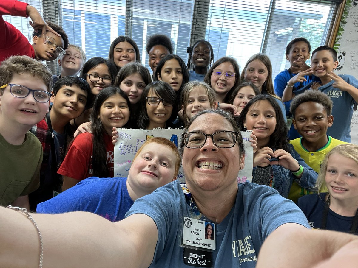 casco_linda's tweet image. Definitely going to miss this AMAZING @CyFairYeager 5th Grade class! They’ve made this year extra special! 🐝💛 #YeagerBuzz #BringTheMagic