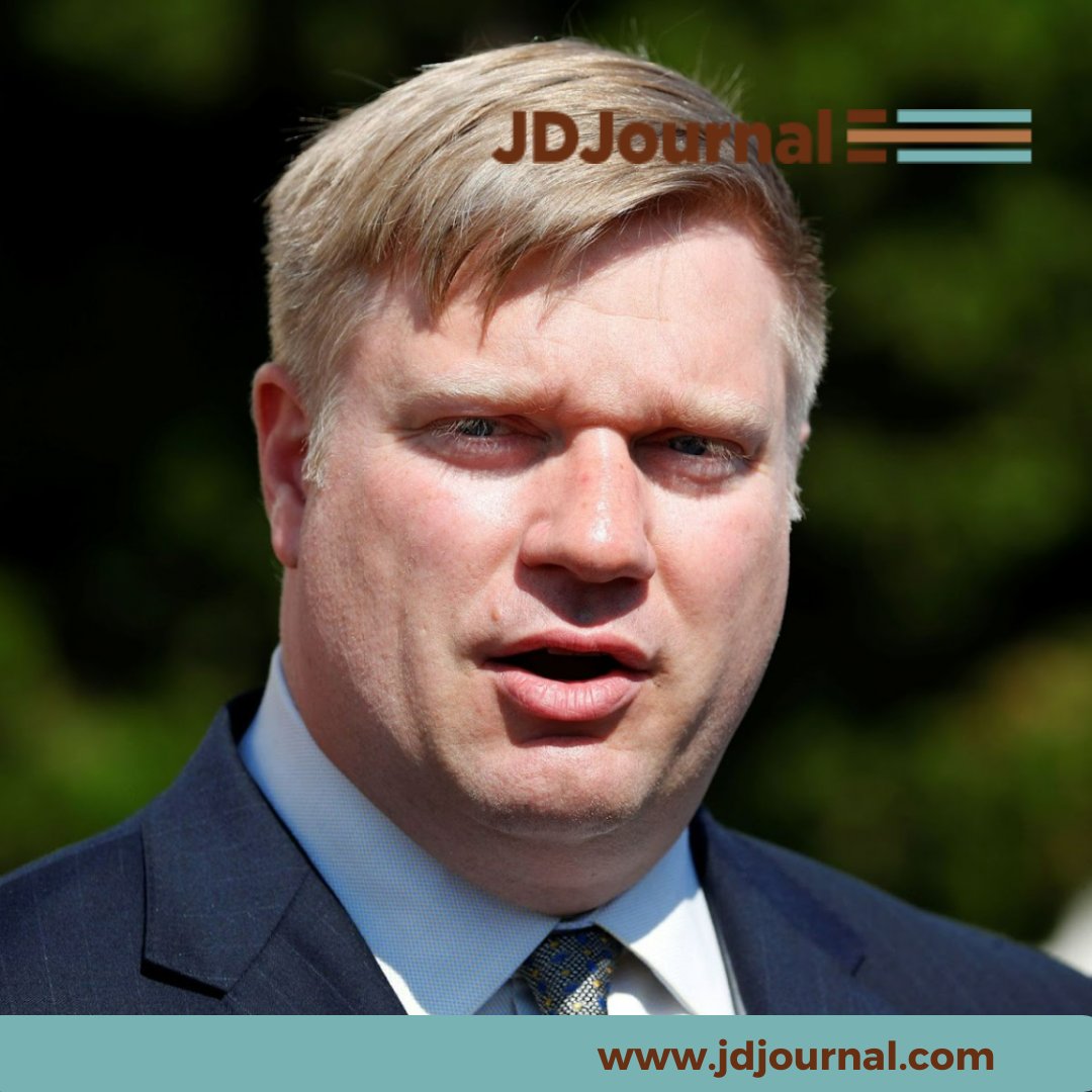 JDJournal's tweet photo. Tim Parlatore, a renowned attorney, reveals jaw-dropping insights into Trump's innocence. Find out the truth that has been hidden from us! Click here to read the full story: https://t.co/Zk3Y3Fvj2p
#TruthRevealed #TrumpExposed #ControversialClaims https://t.co/E37OB2c1DL