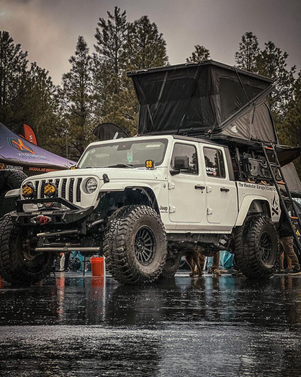 tsoverland's tweet photo. Rain or shine, let's go camping! 
Stay warm, dry and cozy in our Alpine Roof Top Tent! 

Check out our sale at https://t.co/6xHcnteYhv

📸 by @camp_crawler https://t.co/SNe8q2aKVm