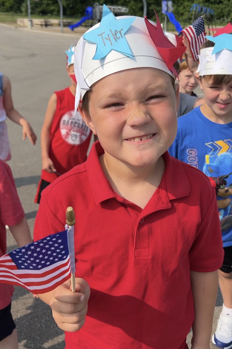46th annual Memorial Day Parade <a href="/WillowvilleE/">WillowvilleElem</a> ! ❤️💙#WCconnects