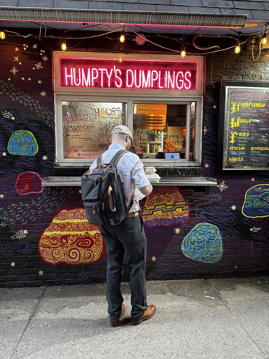 dasjoshua's tweet photo. At my favorite “hump day” tradition in Philly! https://t.co/jm6PBUfVhe
