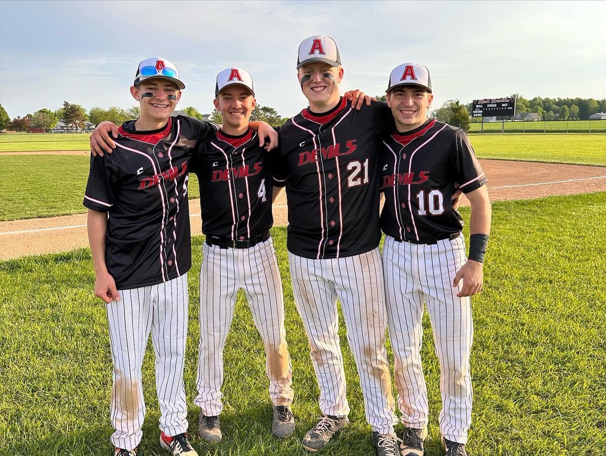 ArlRDbaseball's tweet photo. Red Devils fall to Columbus Grove 2-0 in the district Semis today. 
Want to thank our 4 seniors, Martin, Jake, Jared and Rylar for the way they lead the team this year!  Their impactwill be felt far beyond our wins and losses in our program this year.. Thank you gentlemen. https://t.co/KLWb9oct0h