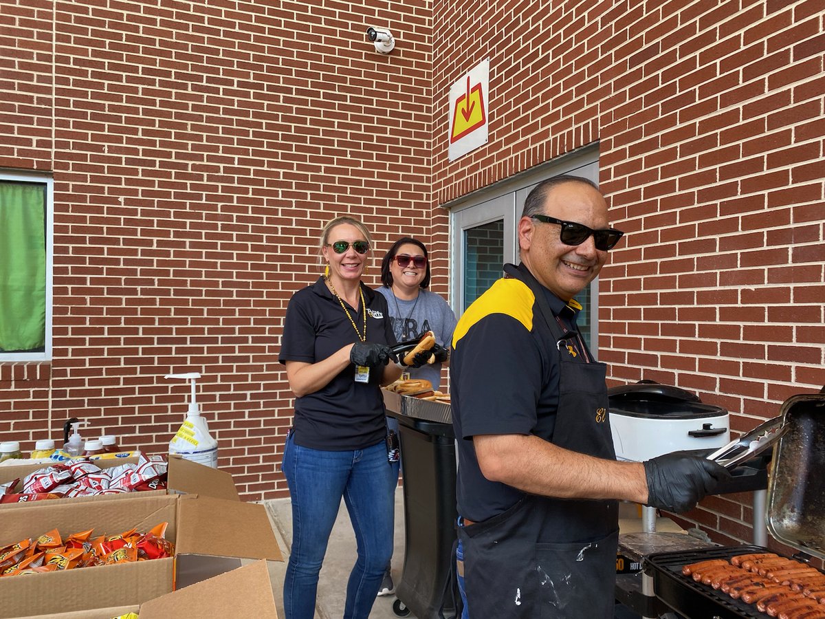 Mark Raygosa tweet media