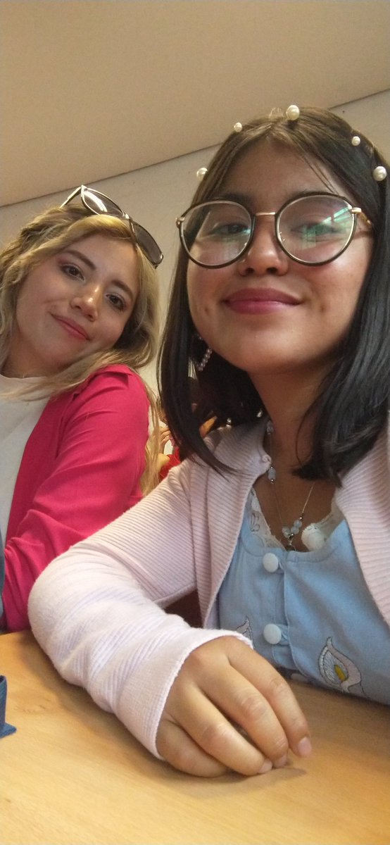 ana_jimju's tweet photo. Dos personas que acaban de exponer en 10 minutos 💪🫰🏻
#evps23 https://t.co/j8Bth0P5MH