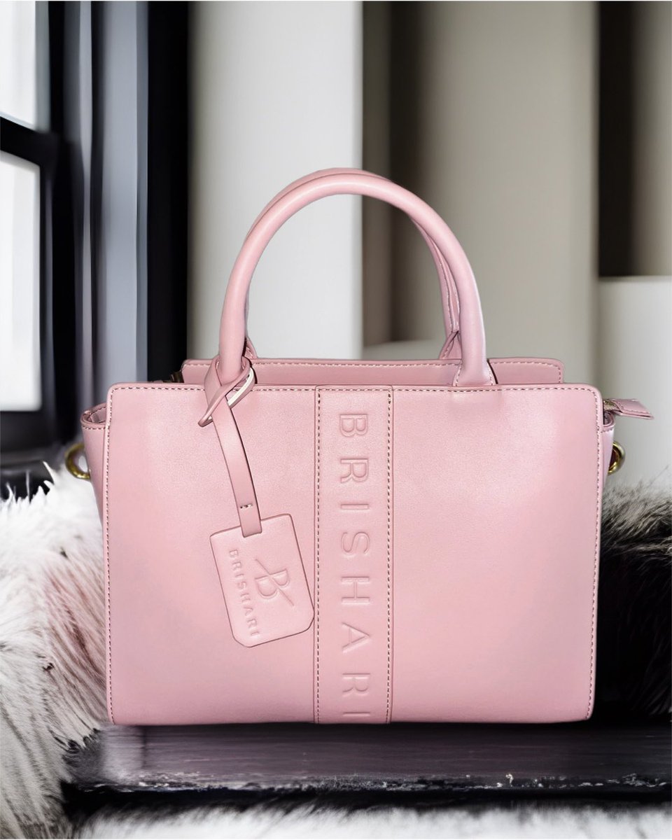 LifeWithSymonee's tweet photo. My bags are dropping in June and I’m so nervous 🥹😭 https://t.co/bik4u1JHoT