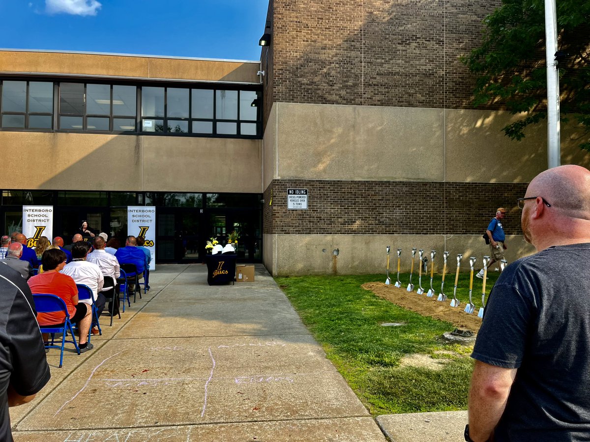 mrcontephysics's tweet photo. This groundbreaking event marks the ceremonial start to the high school renovation project! This is an exciting time for everyone in the BUCS community! It’s going to be a long road ahead but I’m sure the end result will be well worth the wait! @Principal_Lytz @Interboro_SD 👷🏼‍♂️🚧 https://t.co/1fDWTtyRnR