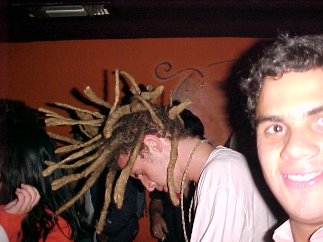 bestialoculapsu's tweet photo. En el 2004 #Kid606 se presentaría junto a #CarlosGiffoni en #Caracas en un evento organizado por un proyecto fundado por los mismos creadores de Bestialo Culaps conocido como 'A Brave New Radio' . Kid606 venía de presentarse en festivales como Mutek, Sónar y el show de John Peel https://t.co/BYipKXdZpa