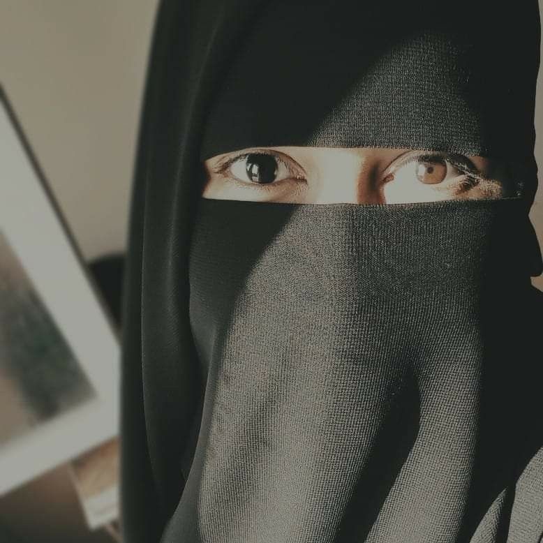 FBtwtt's tweet photo. انا البنوتة اللي بتعشق الشوكولاتة موووووت 😍😍😍😍 بطوطة 💃👸 https://t.co/UD5vVLN0F6