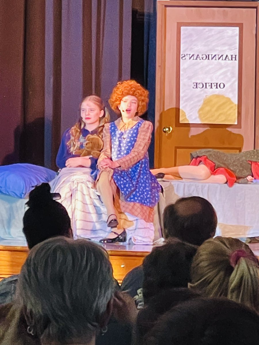 Stephanie Woit tweet media