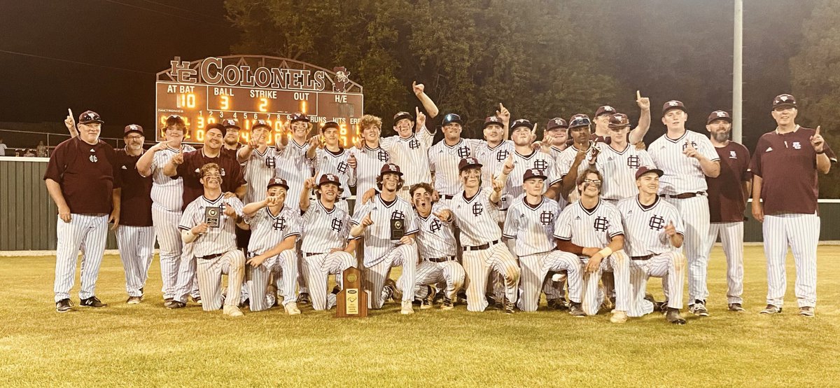 cvowels23's tweet photo. A night that this group of men will NEVER forget!   2023 Region 2 Champions‼️ Now, off to the State Tournament ⚾️🔥 https://t.co/H7qGeakOym