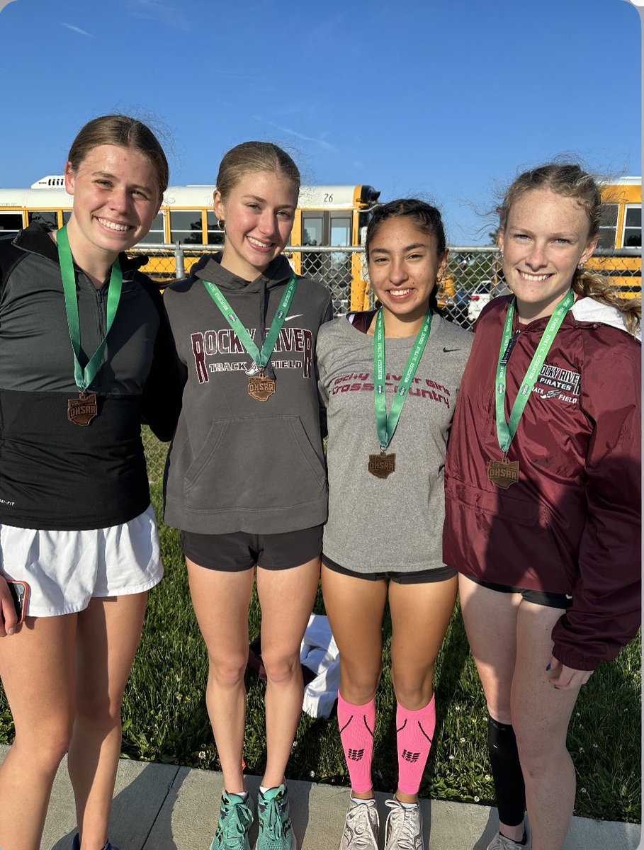 Rocky River Girls 4x800 team advances to the State meet! So proud of these girls and their hard work, grit and determination! They will join the Boys 4x800 team in Columbus next week! Go Pirates! ⁦<a href="/rrhsgirlsxc/">Rocky River Girls XC</a>⁩ ⁦<a href="/RRHSBoysXC/">Rocky River Boys XC</a>⁩