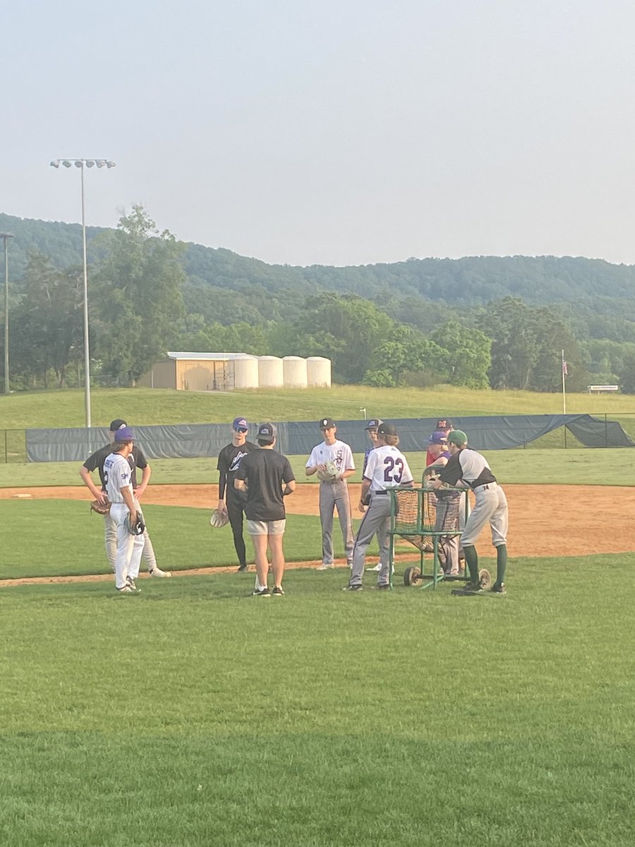 APPYATHLETICS's tweet photo. Ever hear of an organization getting a college field for their practices? Just another day for a smoke! Blessed with the capability to provide for these young men, jersey and gear haul coming soon!🟣🏔⚫️ https://t.co/zpykXXA7ah
