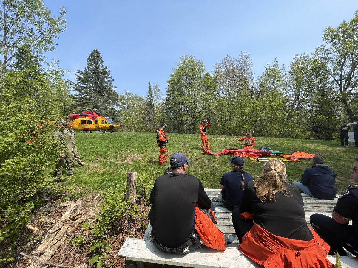 Paramedic_Matt's tweet image. 4/
Debrief and #SARTech interoperability discussion.