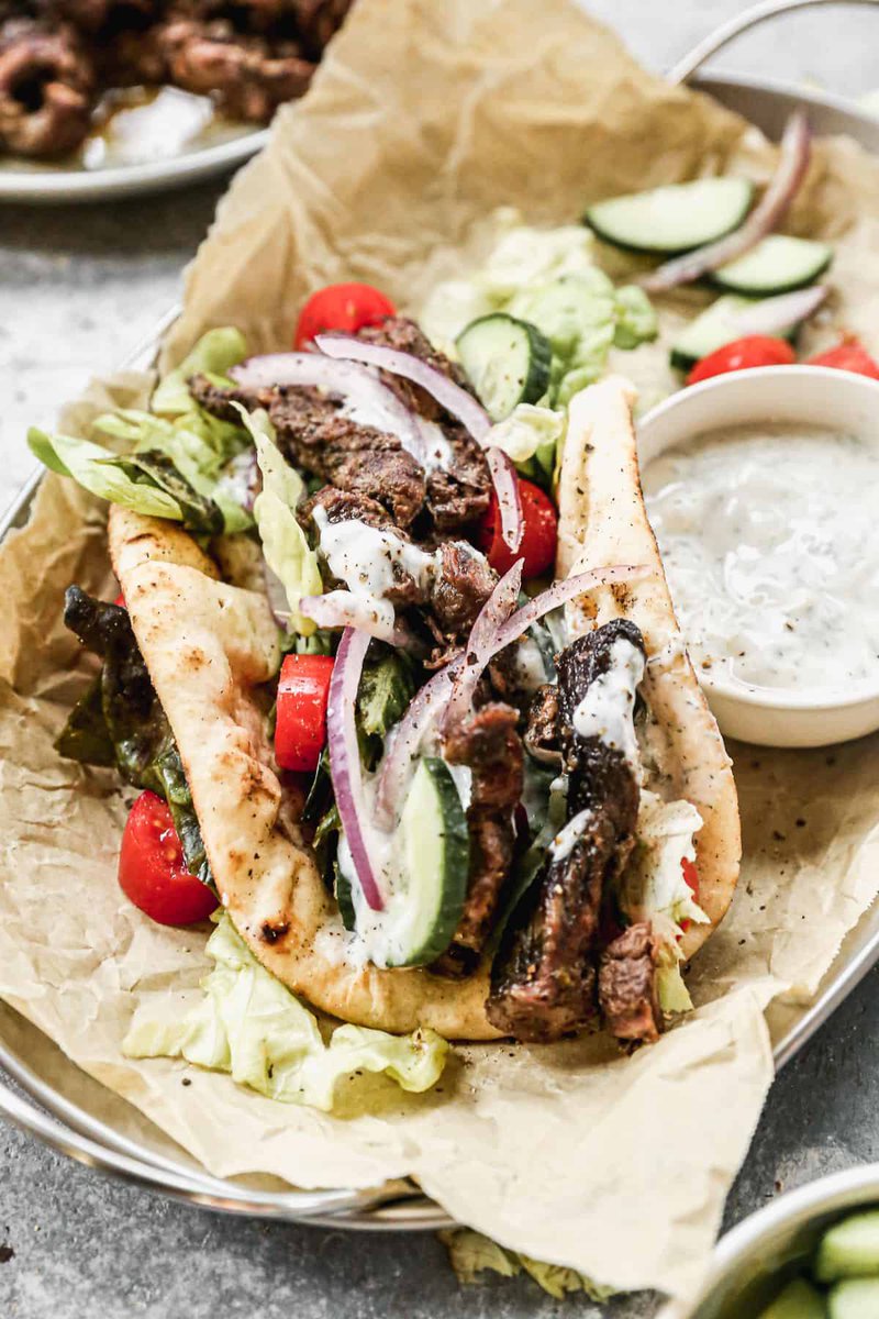 Hmmm … 

Gotta cravin’ for gyros an’ olives an’ ouzo for some reason…