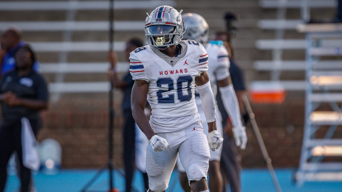 #AGTG After a great conversation with <a href="/vh3omega/">Vernon Hargreaves</a> I am blessed to receive an offer from the prestigious academic Howard University! 
<a href="/CoachMcGuire16/">Rich McGuire</a> <a href="/CoachDavis82/">Raymond Davis</a> <a href="/on3/"></a> <a href="/Perroni247/">Brian Perroni</a> <a href="/Rivals/">Rivals</a> <a href="/JGonzalesJr10/">Julio Gonzales Jr.</a> <a href="/GPowersScout/">Greg Powers 🏟️</a> <a href="/cloud_cyclist/">Cloud Evangelist and Tech Cyclist</a> #Dline