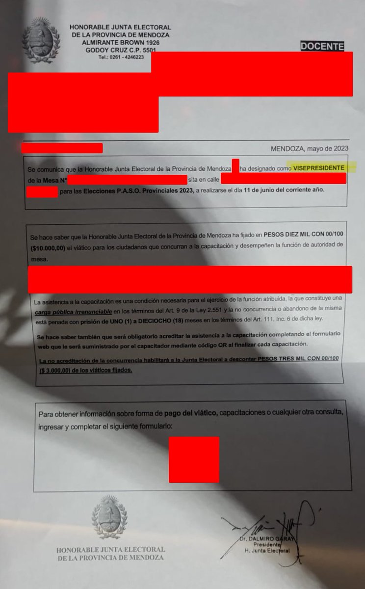 Leirbax's tweet photo. Ninguna constitución nacional o provincial, ley o decreto contempla la figura de VISEPRESIDENTE. Espero no cuenten votos como escriben. @rodysuarez https://t.co/kbOhhXLPtb