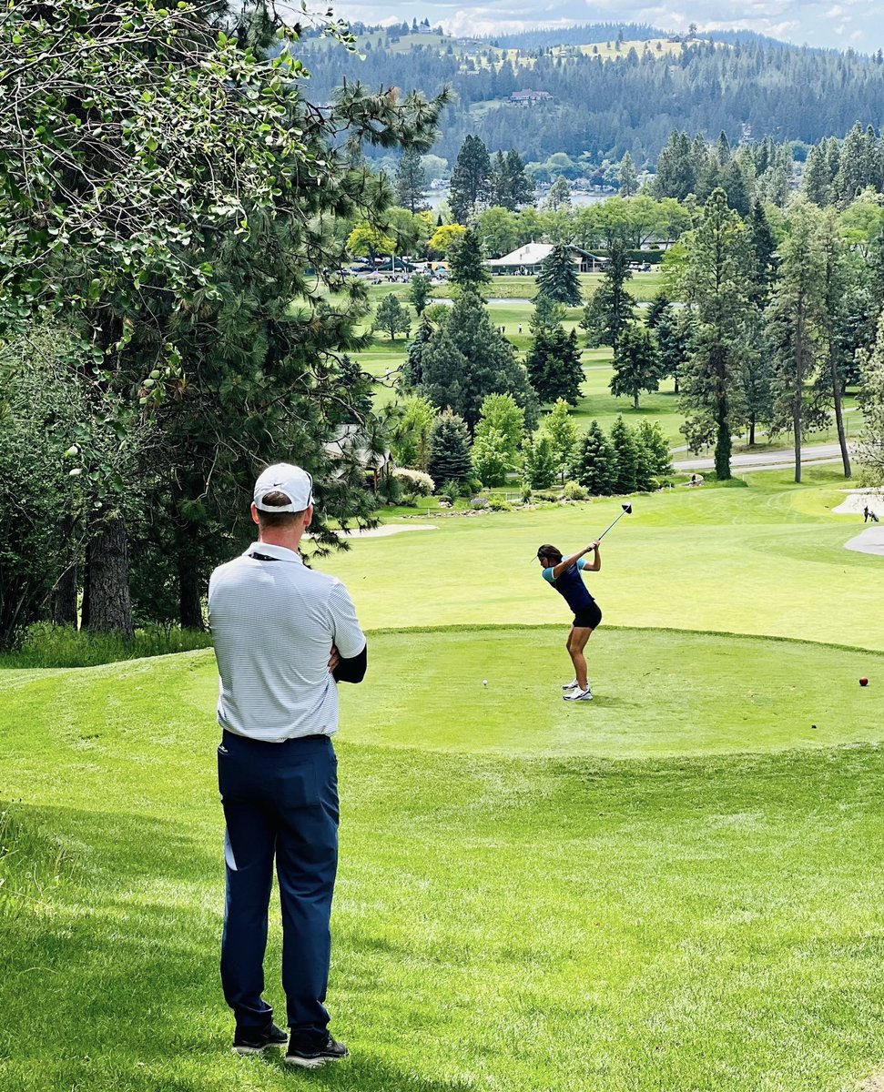 saylorheikkila's tweet photo. Junior Golf Season 
- First team all league 
- 5th place at 2A districts 
- Qualified both days at state placing 37th

#Golf #Classof2024 #CollegeGolf #womensgolf #Washington https://t.co/FnNsrp9HhN