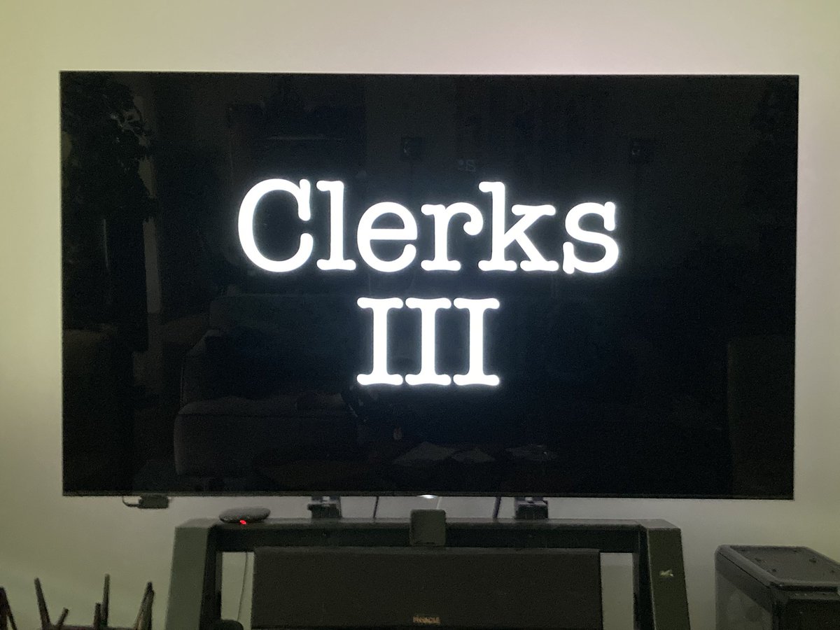 I cried. More than once.  ❤️❤️❤️🎬🍿❤️ @clerksmovie #clerksiii #clerks3 @thatkevinsmith @jaymewes @briancohalloran @ThatClerksGirl #jeffanderson @rosariodawson