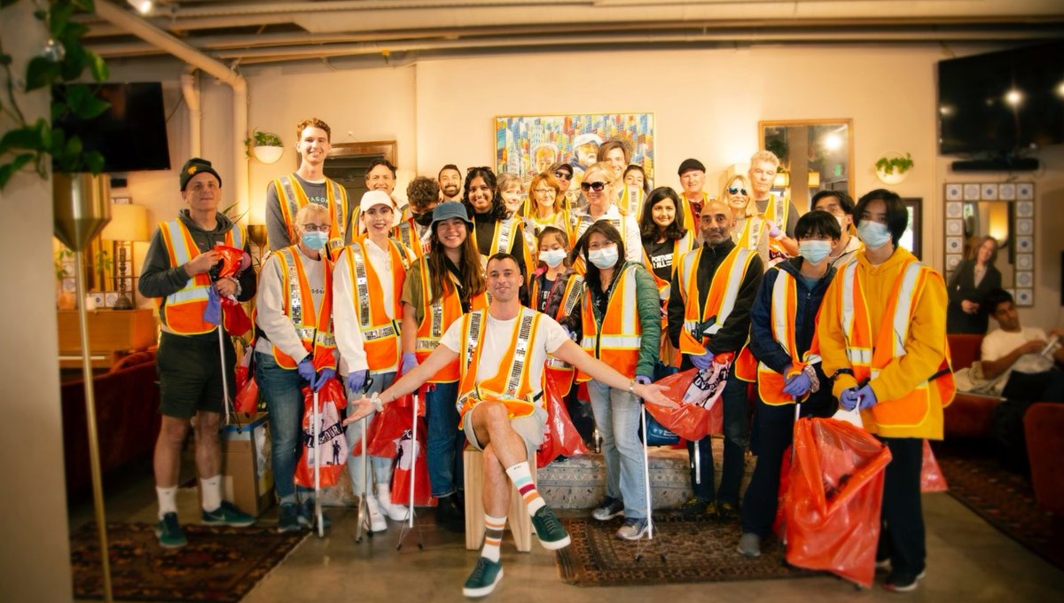 CivicJoyFund's tweet photo. Come for the coffee. Stay for the impact. A group of San Franciscans are beautifying public spaces and improving our city! Afterward, meet your neighbors who care over a complimentary lunch. Learn more at: https://t.co/wpQBW95kBM. #CleanUpSF #SF #SanFrancisco #BayArea #civicjoy https://t.co/hPC1fgYwMr