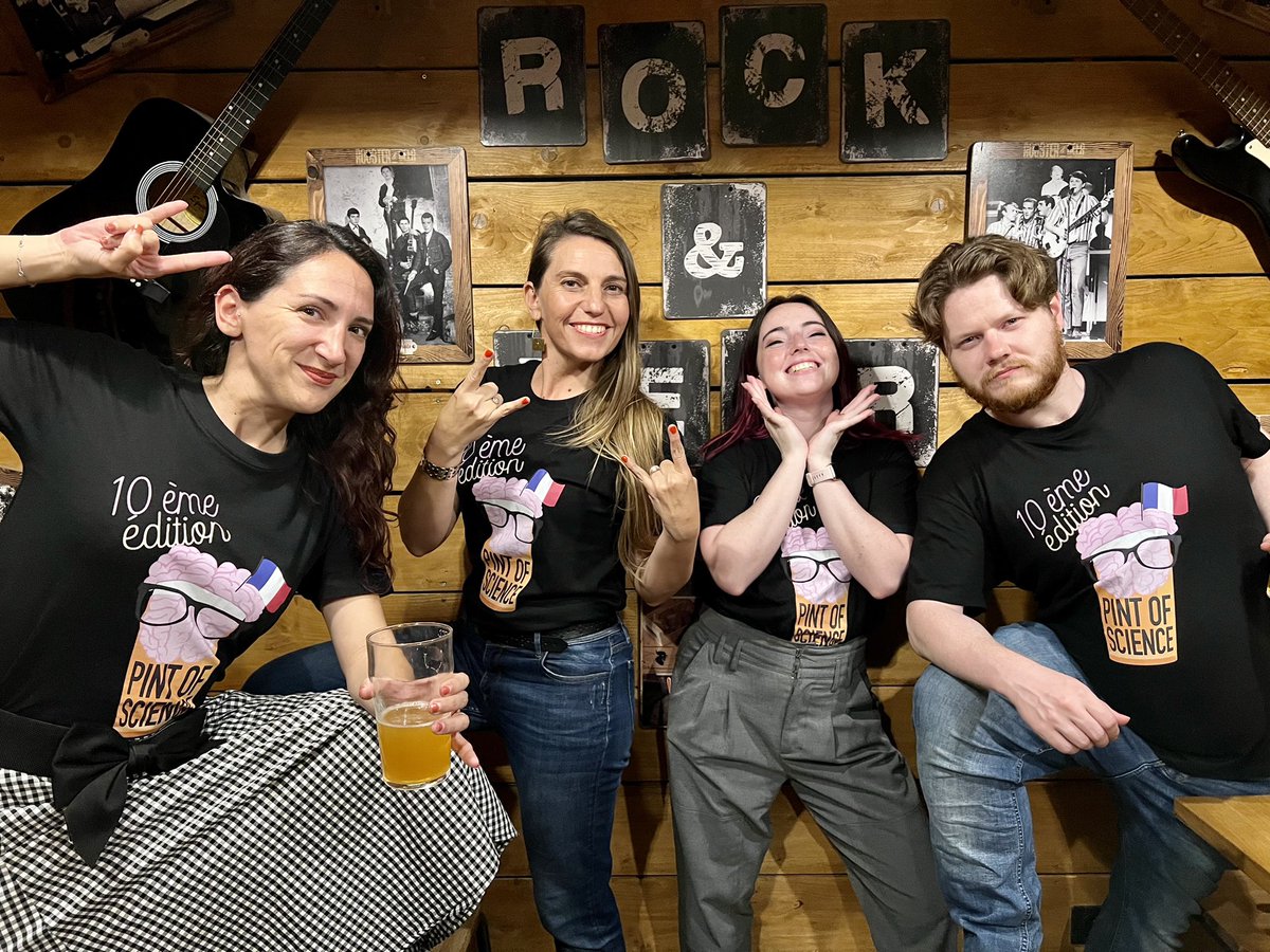 sophie_yvon's tweet image. Photo de l’after #pint23 ! Merci à tous les intervenants, les bars, les bénévoles , le public ♥️ on a passé un incroyable festival grâce à vous tous ! On vous donne rdv l’année prochaine pour #pint24 du 13 au 15 mai 2024 ! 🥰