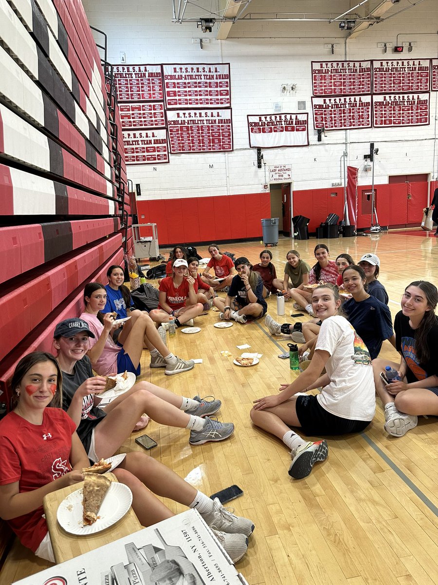 Wrapped up our 2023 season with some kickball and a pizza party 🍕 provided by the Booster Club! <a href="/mineolahs/">Mineola High School</a> #ThankYou #UntilNextSzn
